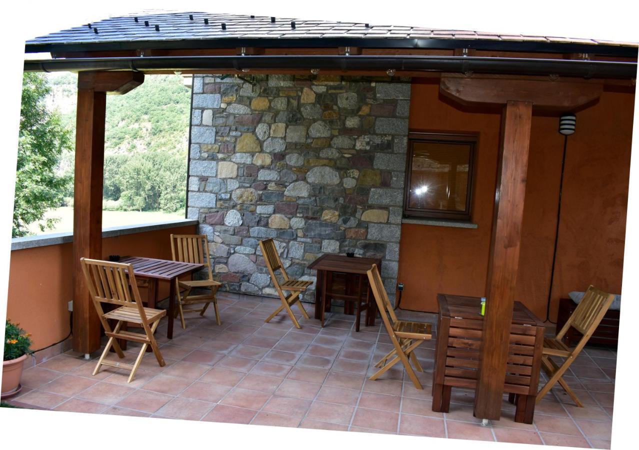 Gasthaus Casa Ferro Plan Exterior foto