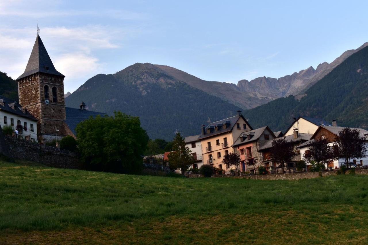 Gasthaus Casa Ferro Plan Exterior foto
